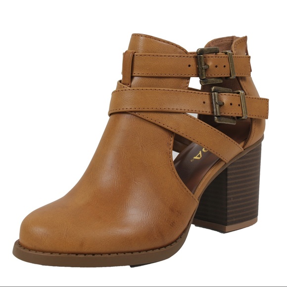 Tan cutout double buckle strap stack block heel - Picture 2 of 3